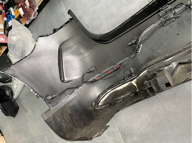 Купить A29488549009999 Mercedes Верхняя часть заднего бампера
