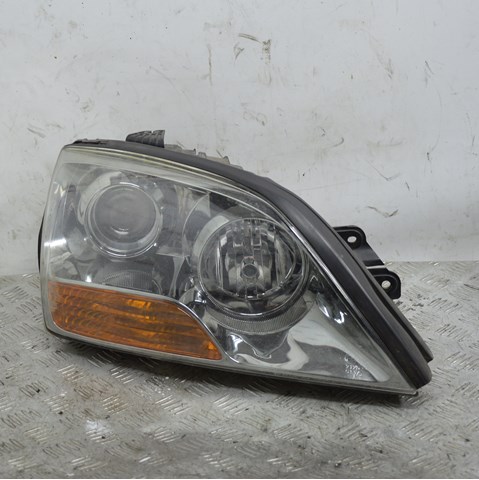 Правая фара 921023E5XX Hyundai/Kia