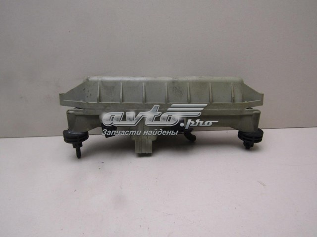 Купить 31330458 Volvo Бачок вакуумной системы двигателя (демпфер)