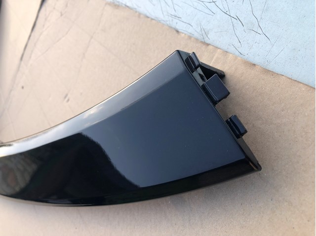 A1678804405 Mercedes Молдинг арки крыла переднего, левый