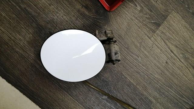 Купить LR025079 Land Rover Лючок б/бака