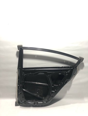 Задняя правая дверь Hyundai/Kia 77004A7010