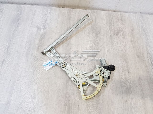 Стеклоподъемник передней правой двери 698010K011 Toyota