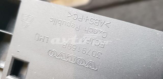39804102 Volvo 