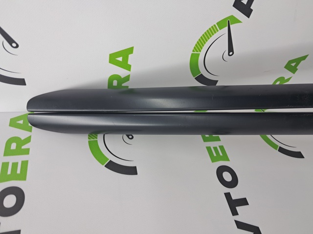 Автомобильный рейлинг на крышу левый VAG 5NL860025AIIT