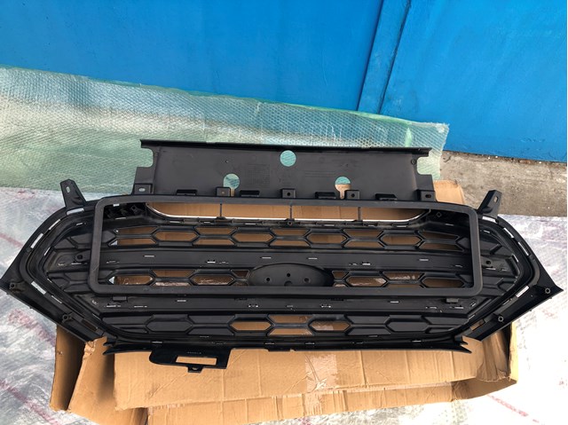 Облицовка радиатора Ford 2266652 цена, от 152.20 USD