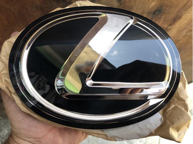 Фирменный значек решетки радиатора Toyota 5314148110