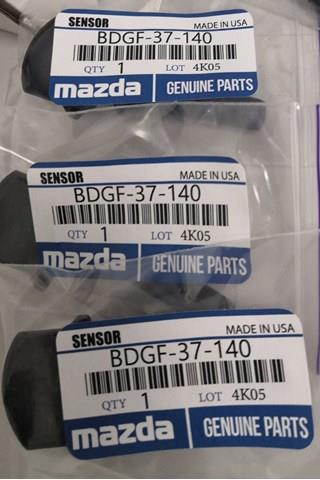 Купить BDGF37140 Mazda Датчик контроля давления в шинах