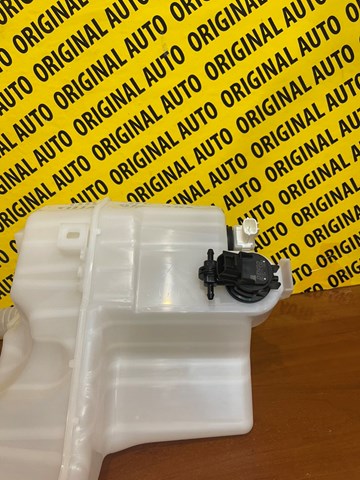 Купить VA4567480 Mazda Бачок омывайки