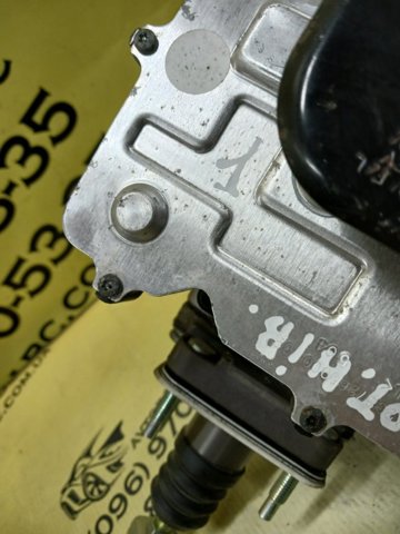  585004U701 Hyundai/Kia