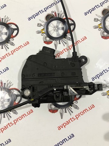 Дверной замок передний правый Opel 93457081 цена, от 209.89 USD