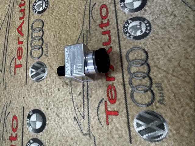  Land Rover JPLA19H422AB