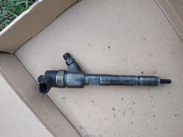 Купить 0445110146 Renault (RVI) Клапанная форсунка