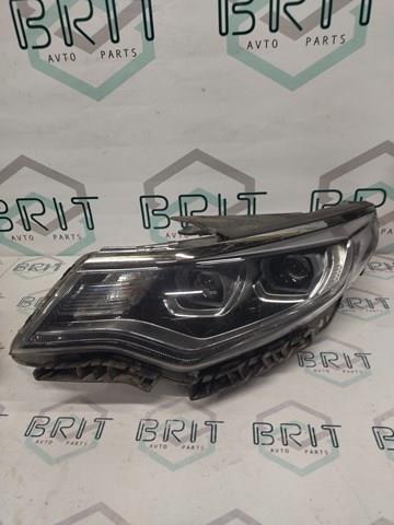 92102D4300 Hyundai/Kia Фара передняя правая