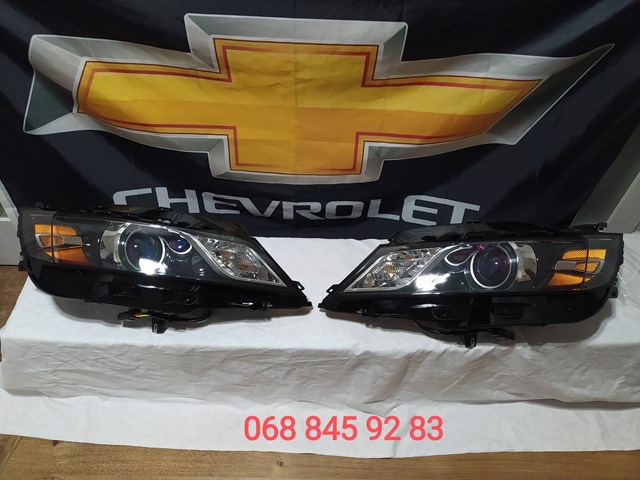 Левая фара 84178024 General Motors
