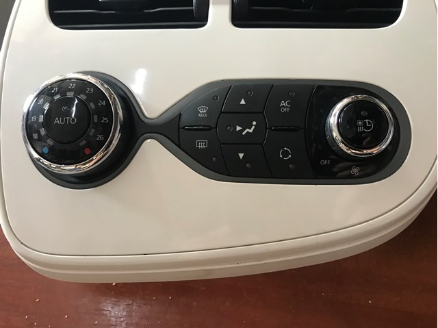 Купить 682601284R Renault (RVI) 