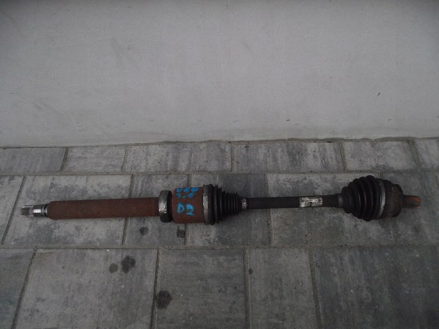 31325570 Volvo Полуось передняя, правая