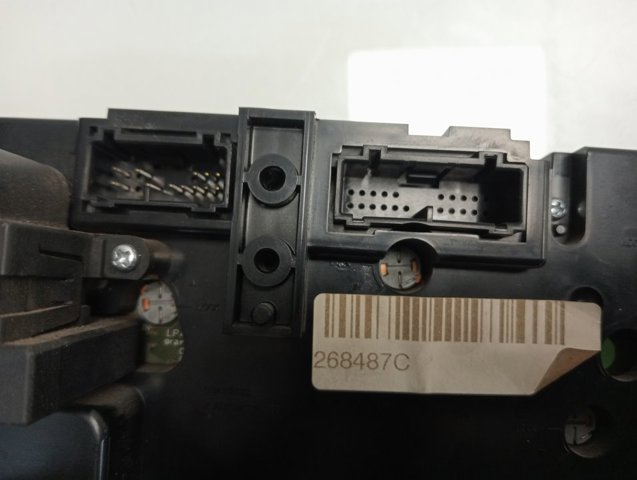 Автомобильные стекла Volvo 31383973