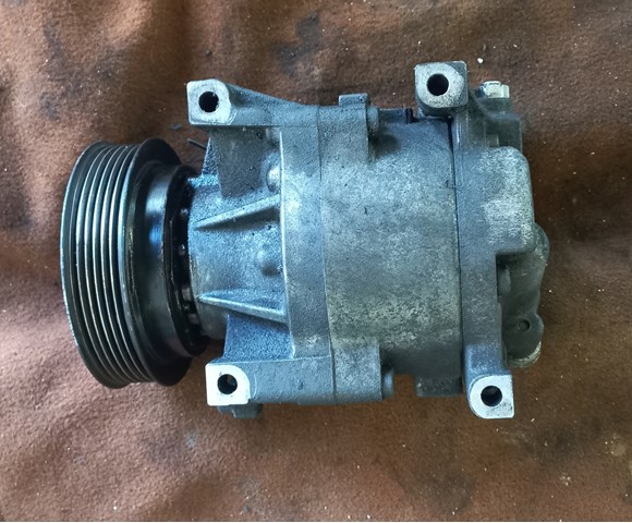 Компрессор кондиционера 592476000 Magneti Marelli