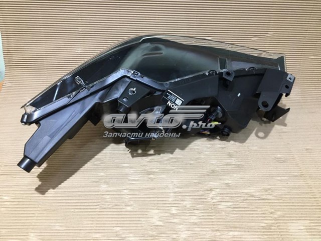 Фара левая Mazda KB8N51041D цена, от 513.64 USD