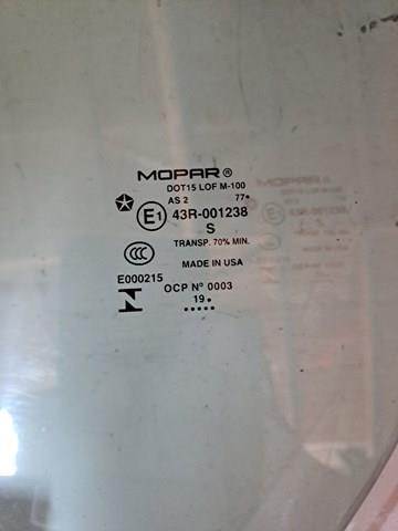 Купить GS3805D301 XYG Стекло передней двери, левой