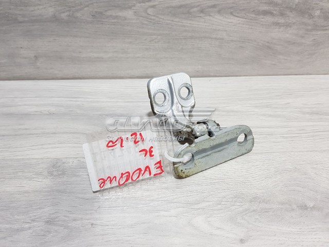 LR056352 Land Rover Петля передней двери левая