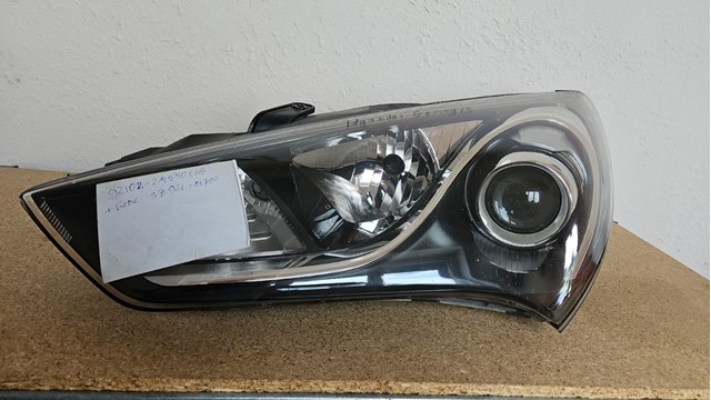 Левая фара 921012M550 Hyundai/Kia