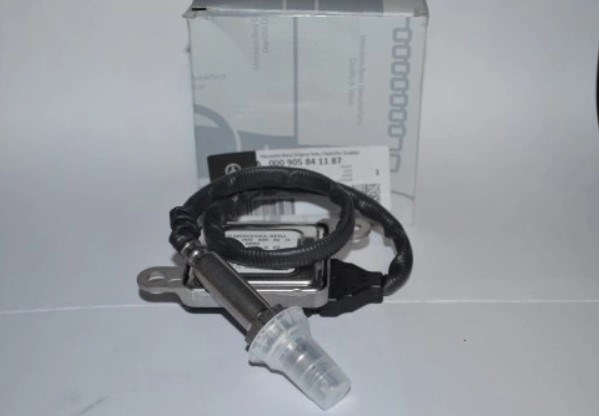 A0009058411 MERCEDES Sensor de óxido de nitrógeno NOX trasero original y equivalente