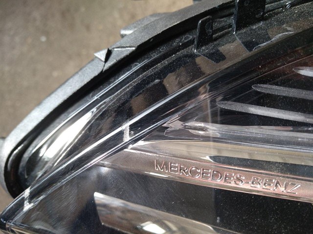 A1769069000 MERCEDES Faro derecho original y equivalente