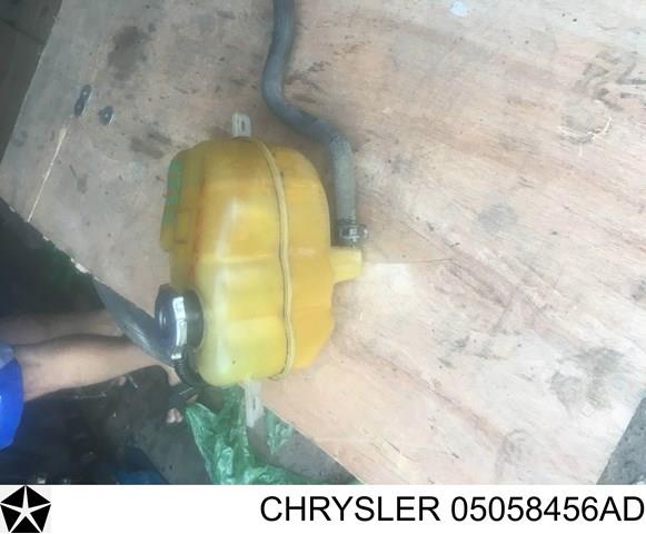 05058456AD Chrysler tanque de expansão do sistema de esfriamento