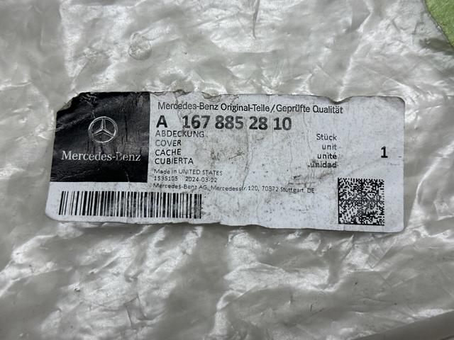 1678882001 Mercedes 