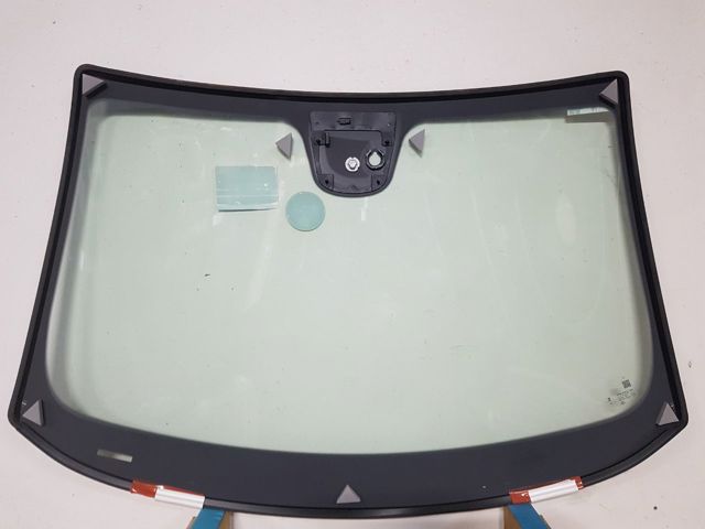 Купить GS2620D12 XYG Ветровое стекло