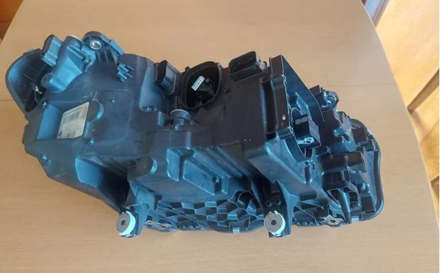 Купить 8739657 BMW Фара левая передняя