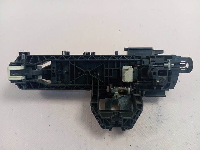 A2047600170649197 Mercedes Ручка левой задней двери наружная