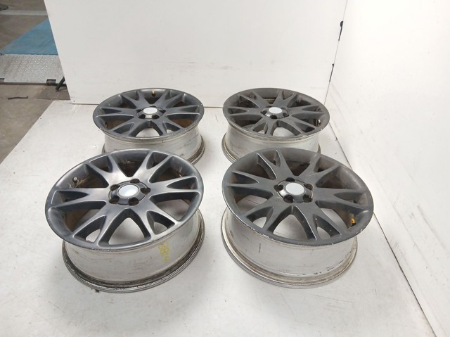 30639519 Volvo 