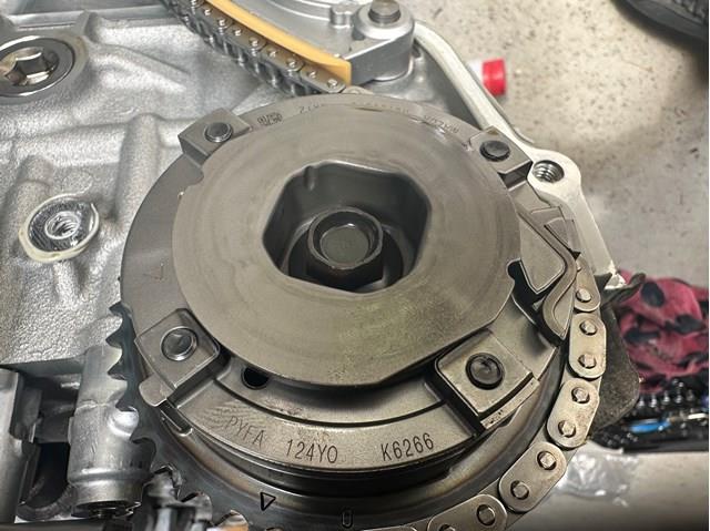 PYFA124Y0 Mazda Звездочка-шестерня распредвала двигателя, выпускного