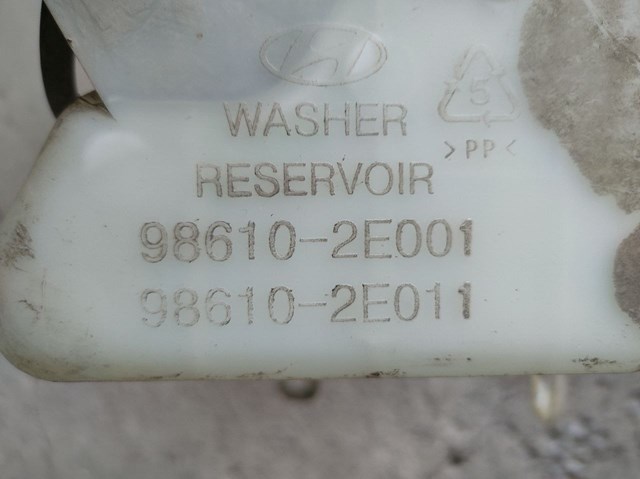 Бачок омывателя 986102E001 Hyundai/Kia