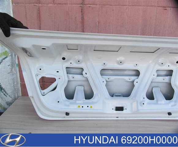 Крышка багажника 69200H0000 Hyundai/Kia