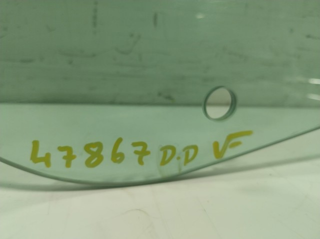 Купить 2595901 Ford Стекло двери передней правой