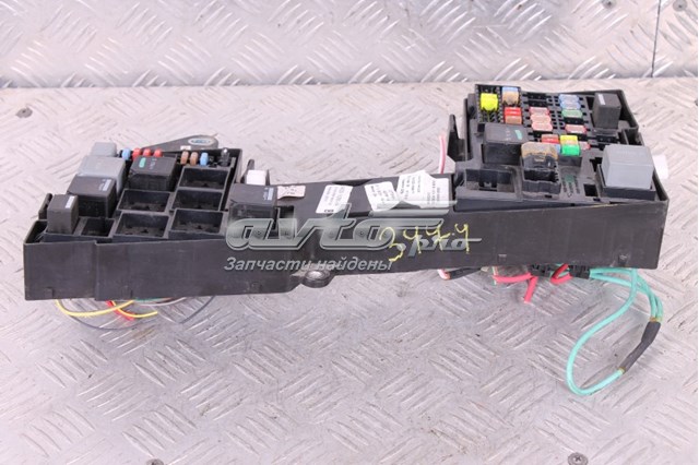 Монтажный блок Jaguar C2Z32178