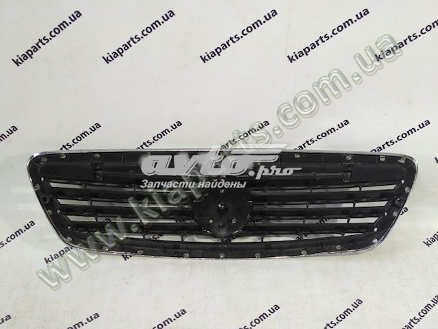 Решетка радиатора 1801360180 Geely