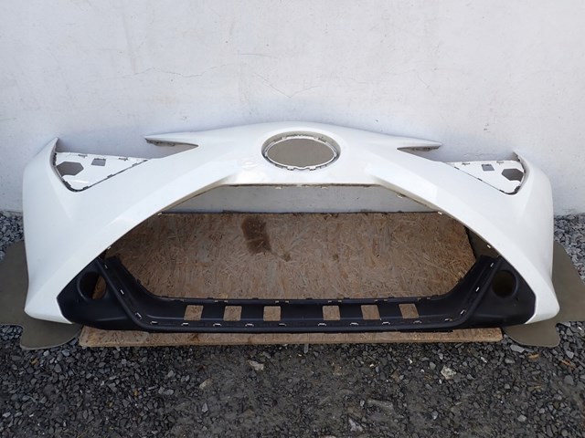 521190H180 Toyota Бампер передний в сборе