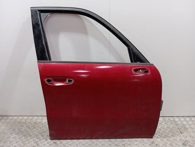 Пассажирская передняя дверь Peugeot/Citroen 9803033180