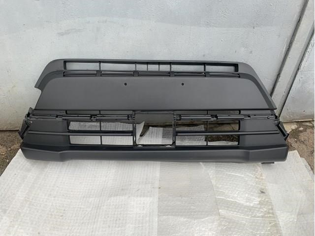 7172186R005PK Suzuki Центральная решетка переднего бампера