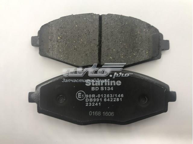 Колодки тормозные передние дисковые STARLINE BDS134