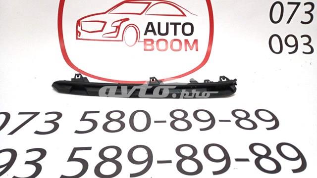 Накладка бампера переднего, правая Mazda GSH750101 цена, от 7.03 USD