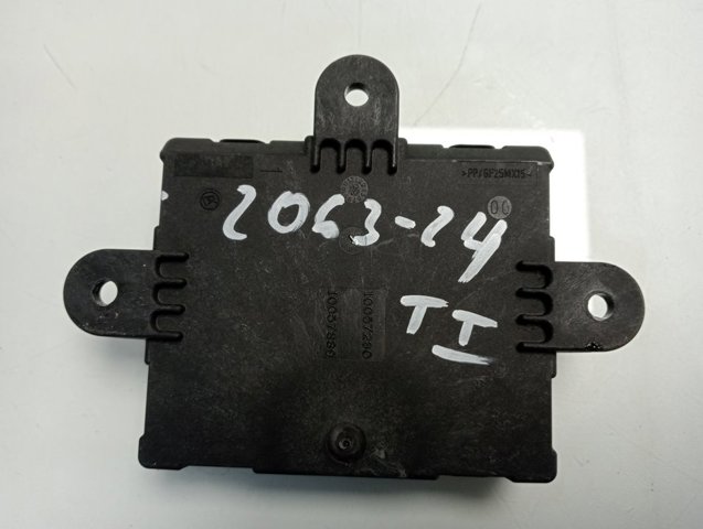 Купить BJ3214D620AC Land Rover Блок комфорта задней двери