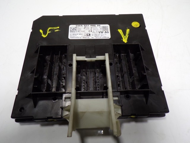  VAG 5WA937086AE цена, от 421.25 USD