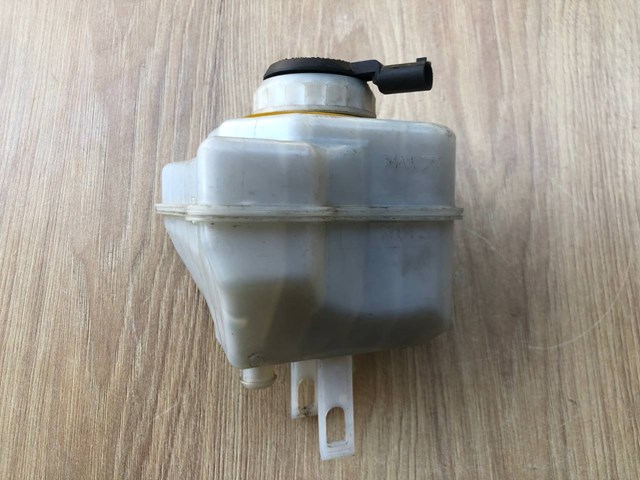  32669621 Land Rover