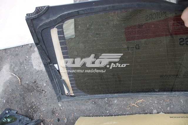Стекло заднее, 3/5-й двери (ляды) Land Rover LR041864